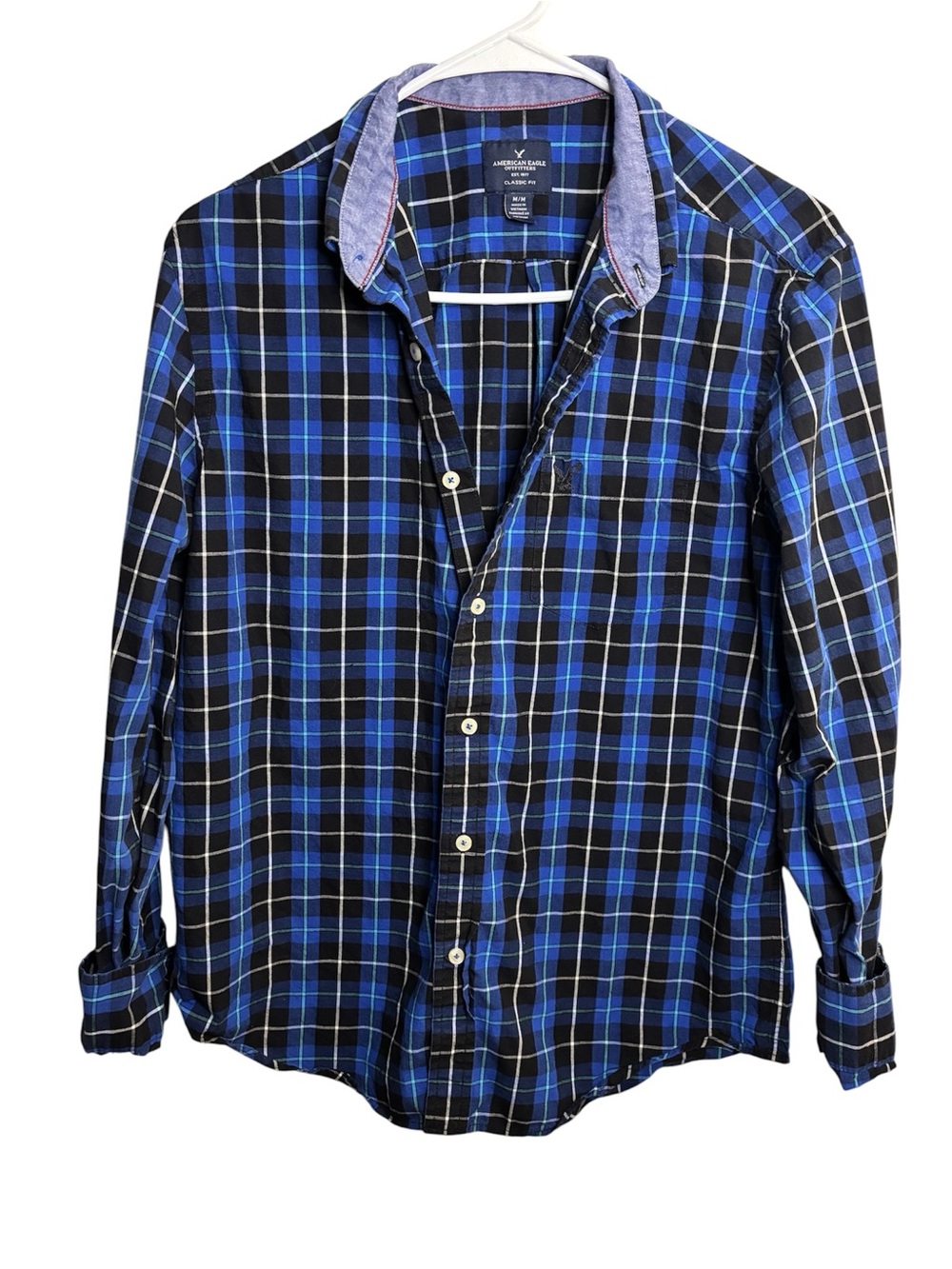 American Eagle Blue Plaid Button-Up Shirt - Classic Styled